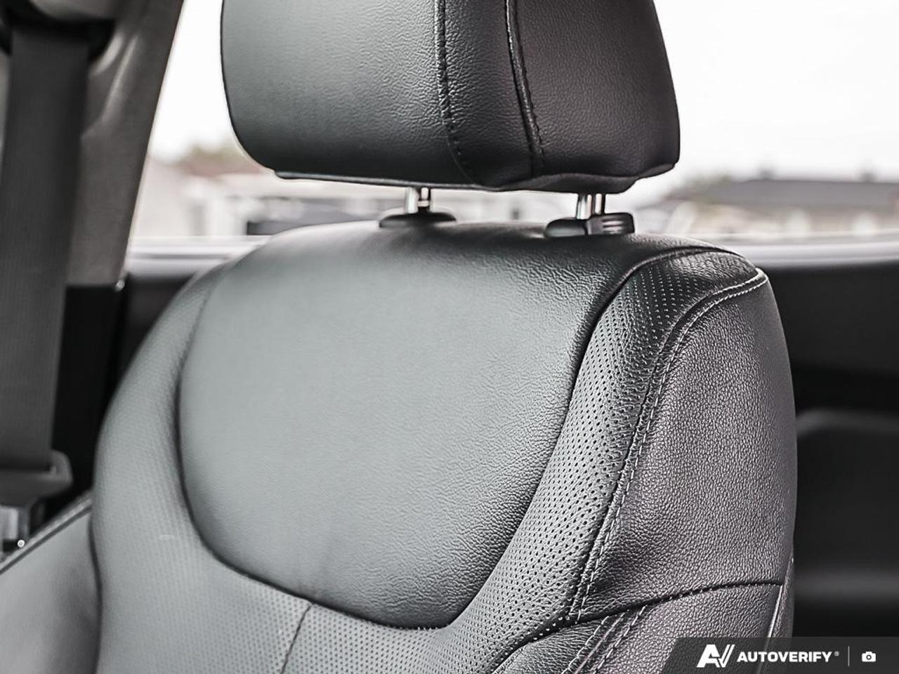 2019 Hyundai Santa Fe 2.0T Ultimate AWD,NAVI,PWR T/GATE,LEATHER INT,PANO Photo