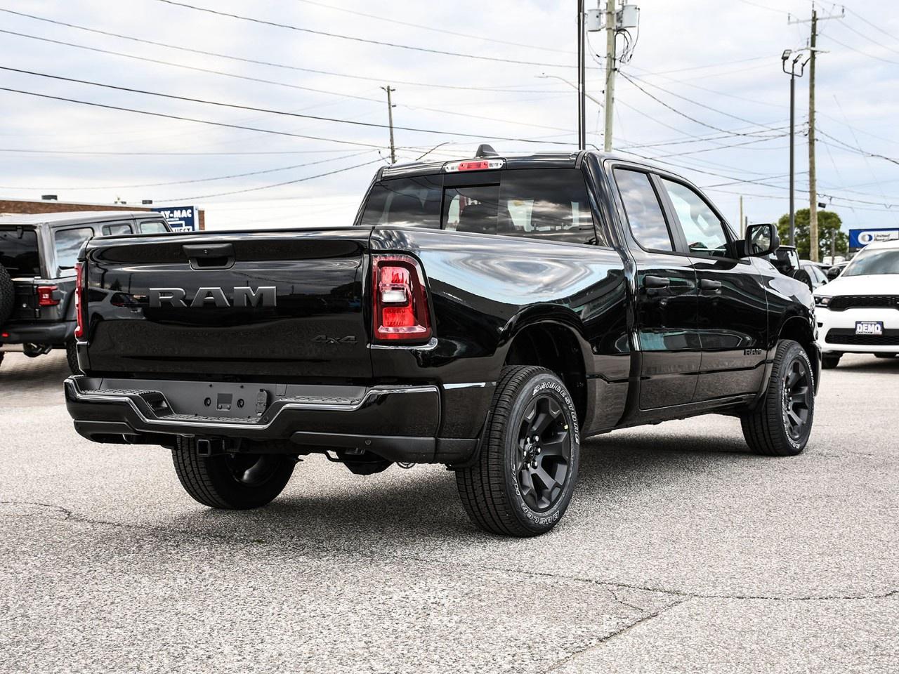 2027 RAM 1500 Express 4x4 Quad Cab 6'4" Box Photo