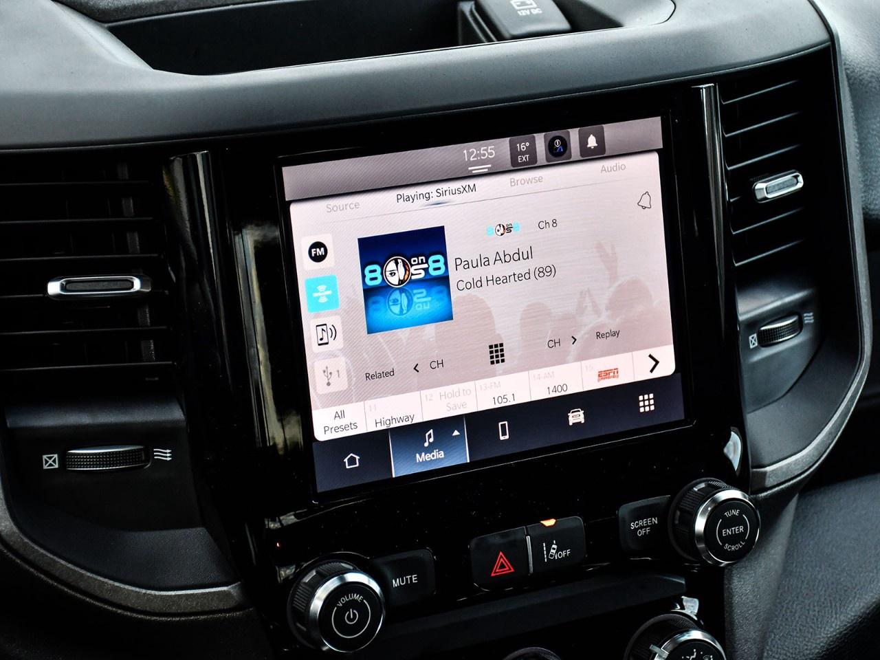 2027 RAM 1500 Express 4x4 Quad Cab 6'4" Box Photo