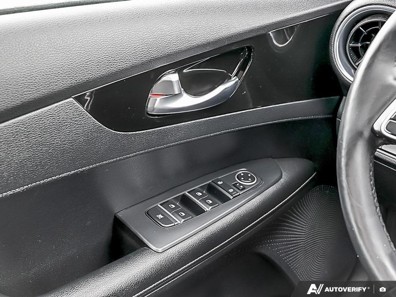 2021 Kia Forte EX+, R/V CAM, BSM, LKA, HEATED SEATS & S.WHEEL Photo
