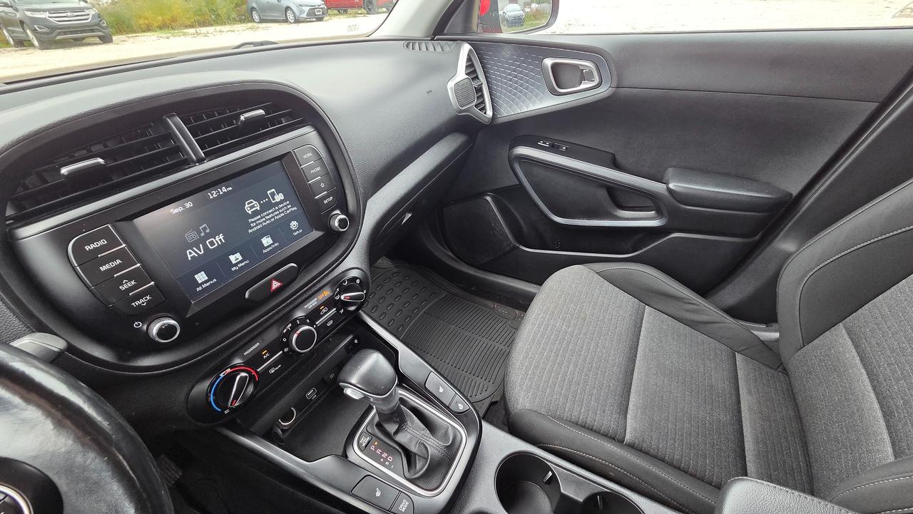 2020 Kia Soul EX+ Photo