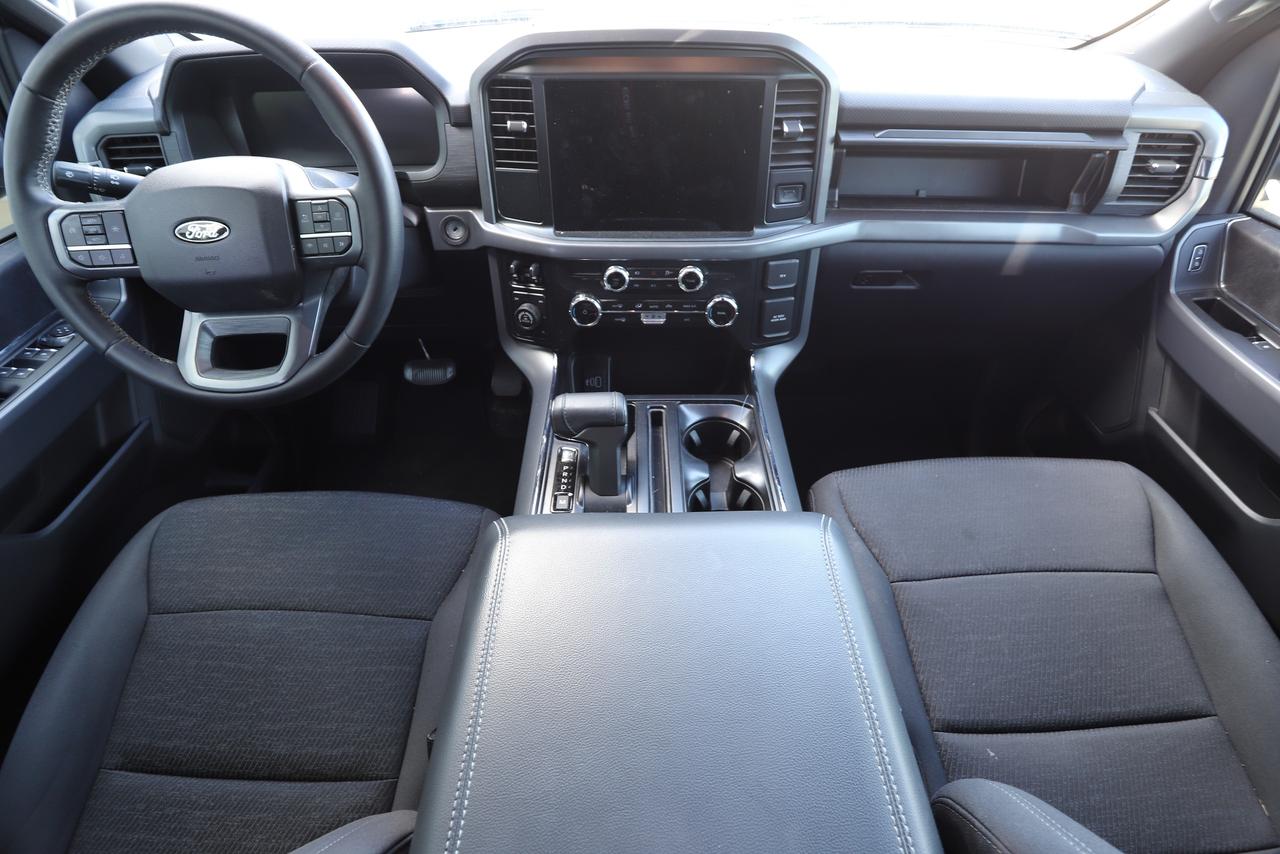 2025 Ford F-150 XLT 4WD SuperCrew 5.5' Box Photo