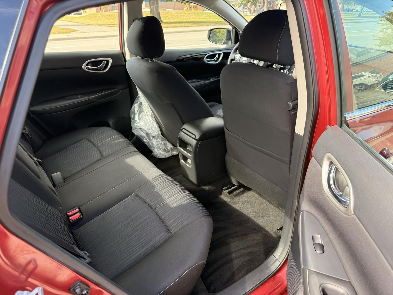 2016 Nissan Sentra 4DR SDN MAN SV Photo