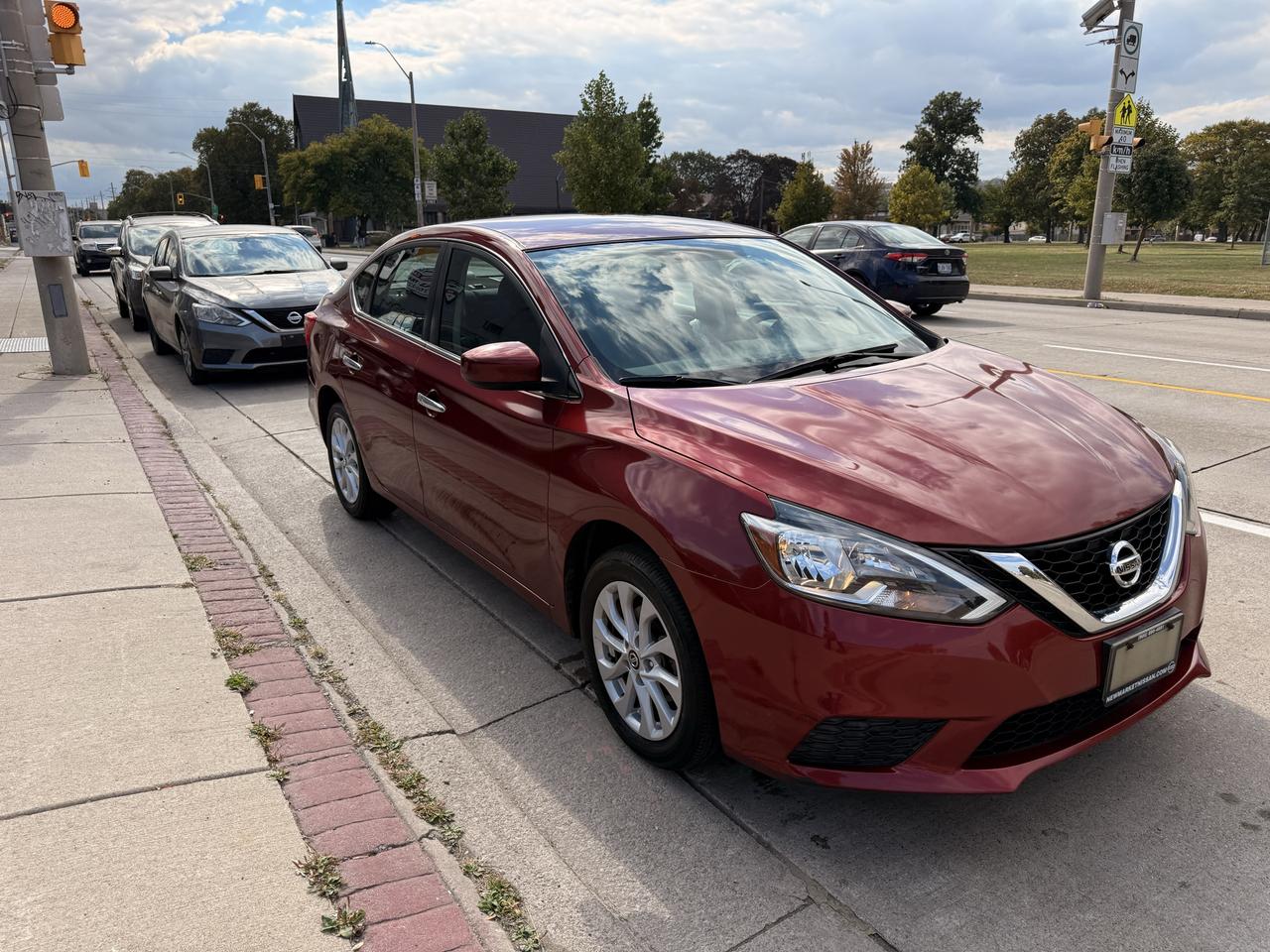 2016 Nissan Sentra 4DR SDN MAN SV Photo