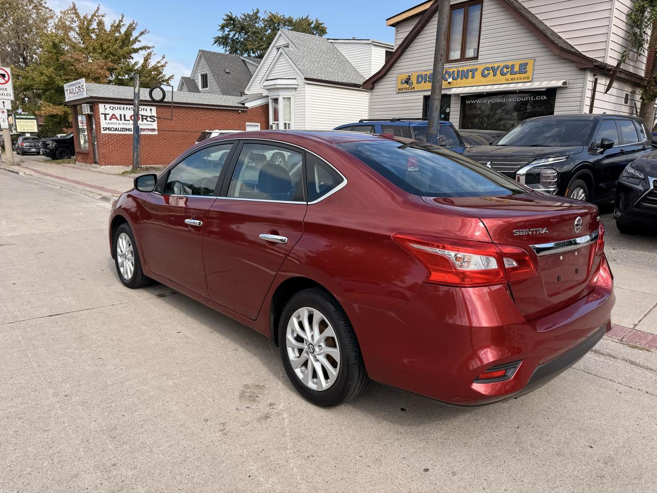 2016 Nissan Sentra 4DR SDN MAN SV Photo