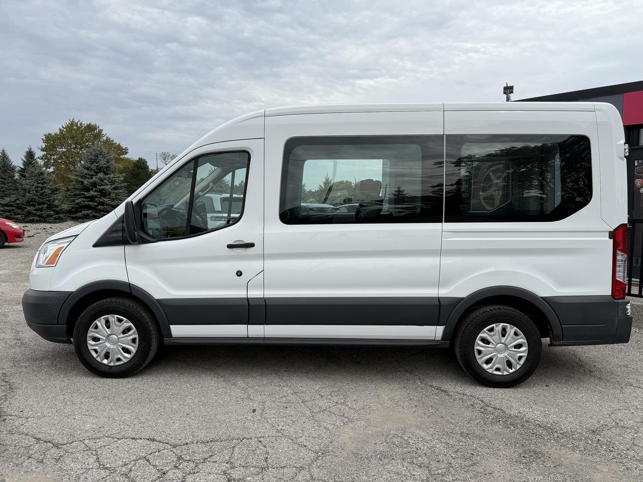 2018 Ford Transit XLT | 8 Passenger | Backup Camera | Cruise Control Photo5