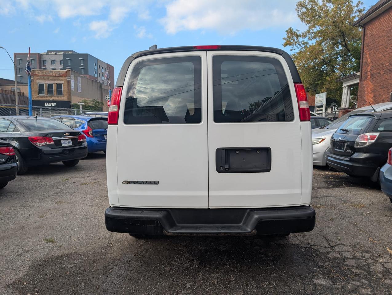 2018 Chevrolet Express Cargo Van RWD 2500 155" Photo