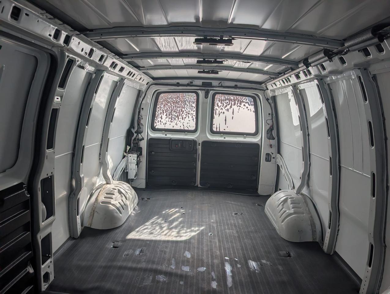 2018 Chevrolet Express Cargo Van RWD 2500 155" Photo