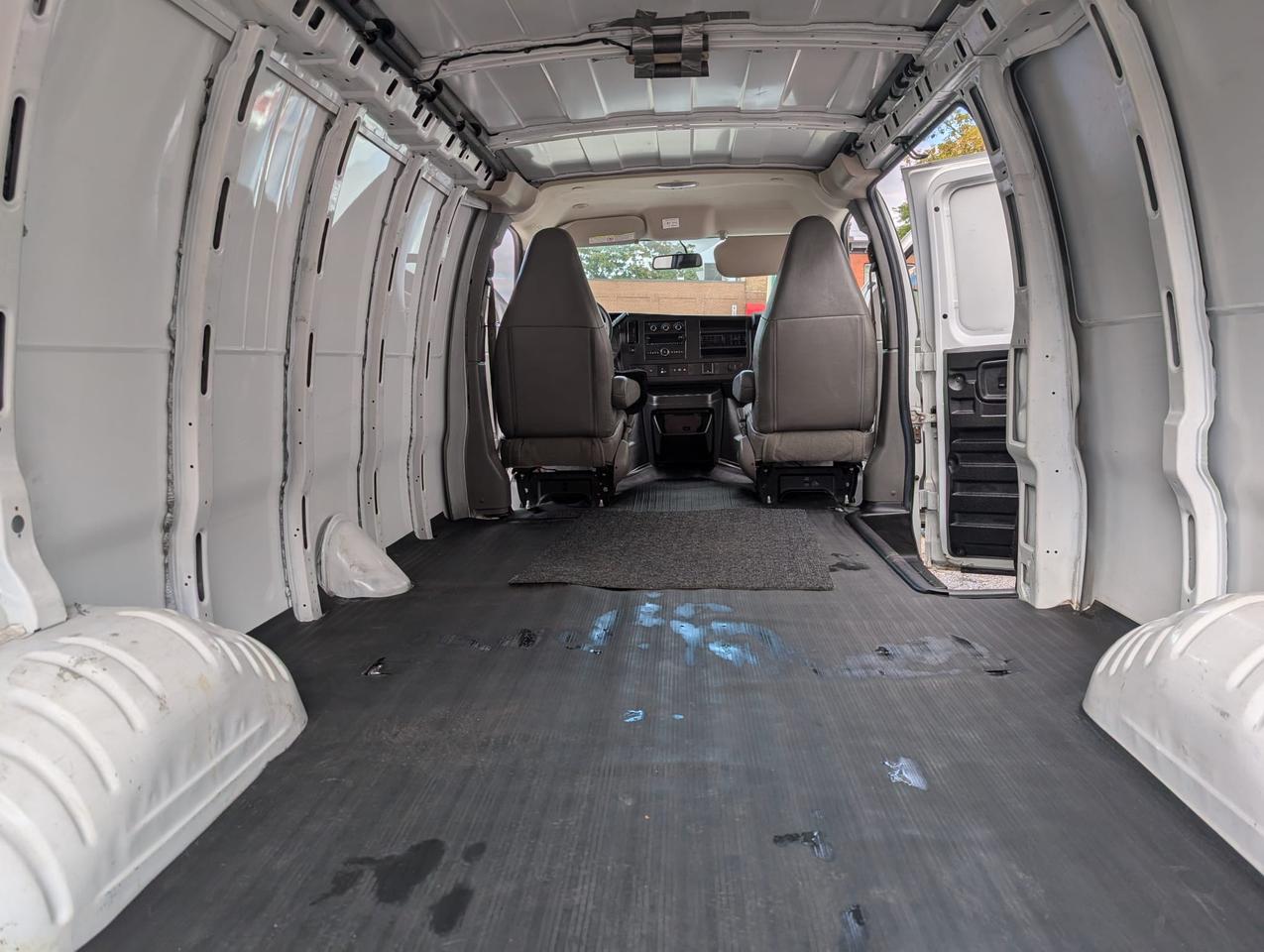 2018 Chevrolet Express Cargo Van RWD 2500 155" Photo