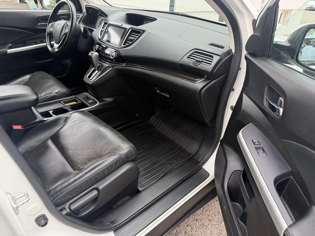 2015 Honda CR-V Touring | Clean CARFAX Photo