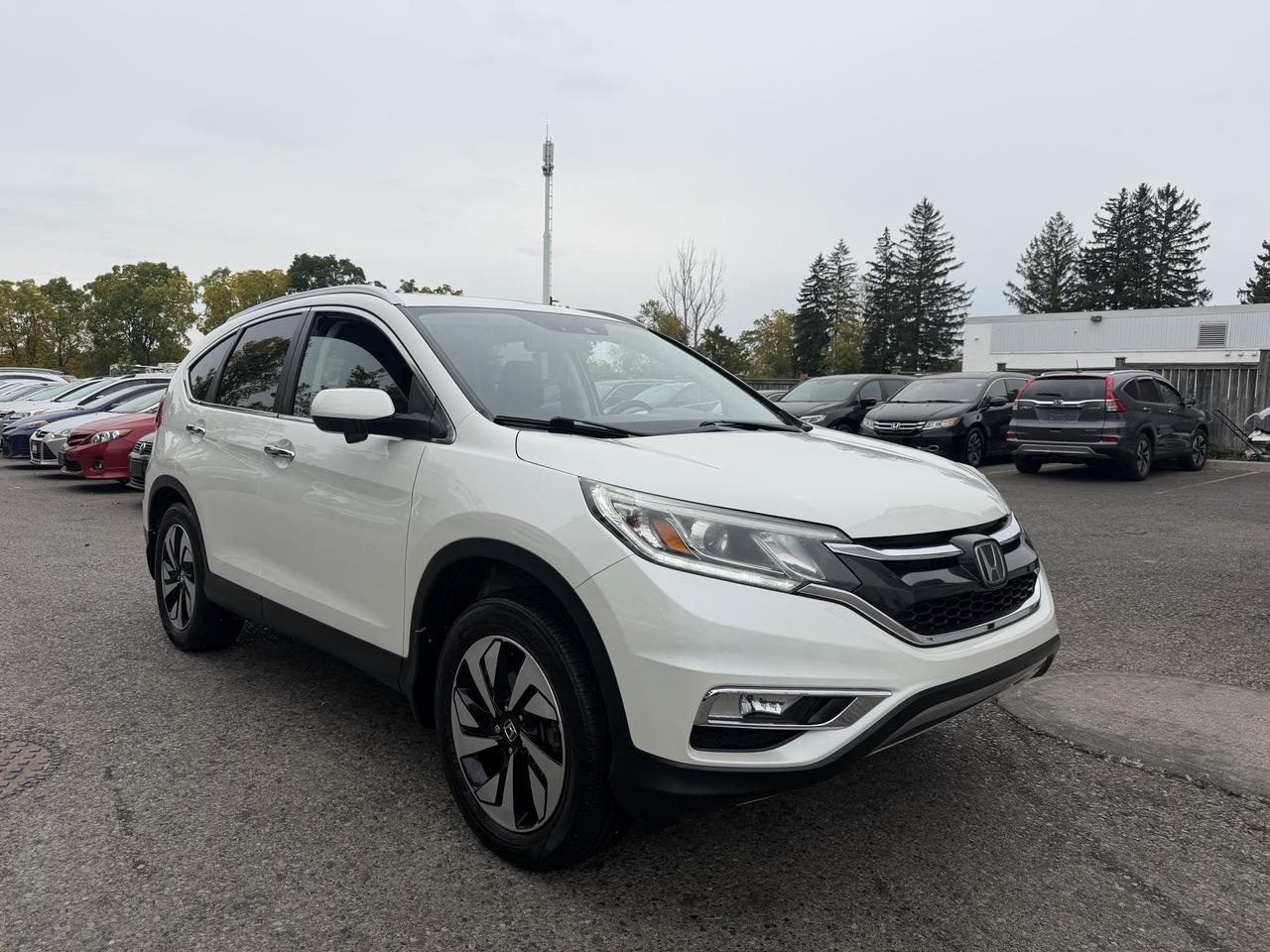 2015 Honda CR-V Touring | Clean CARFAX - Photo #1