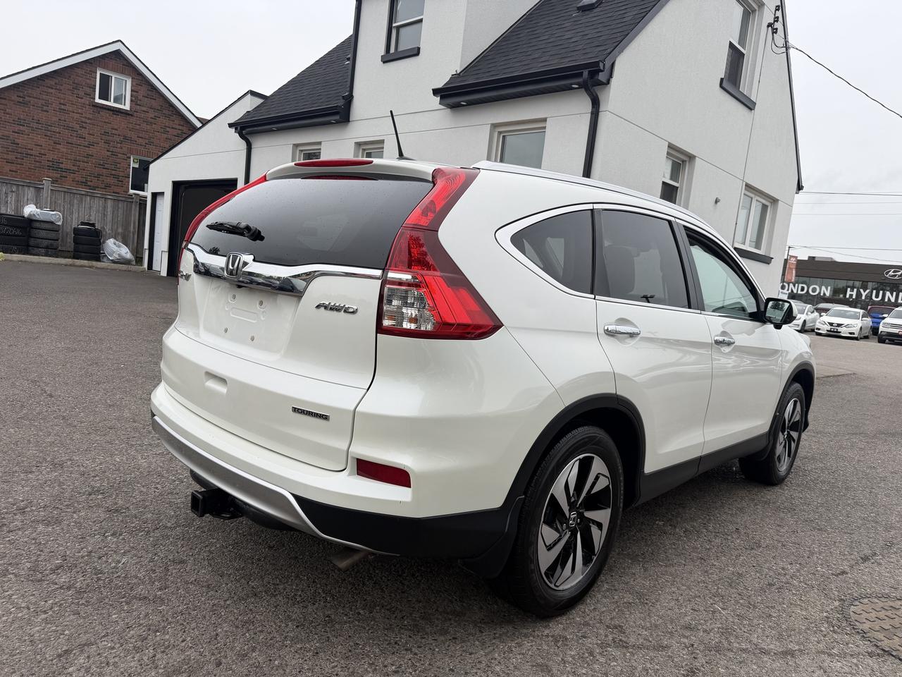 2015 Honda CR-V Touring | Clean CARFAX Photo