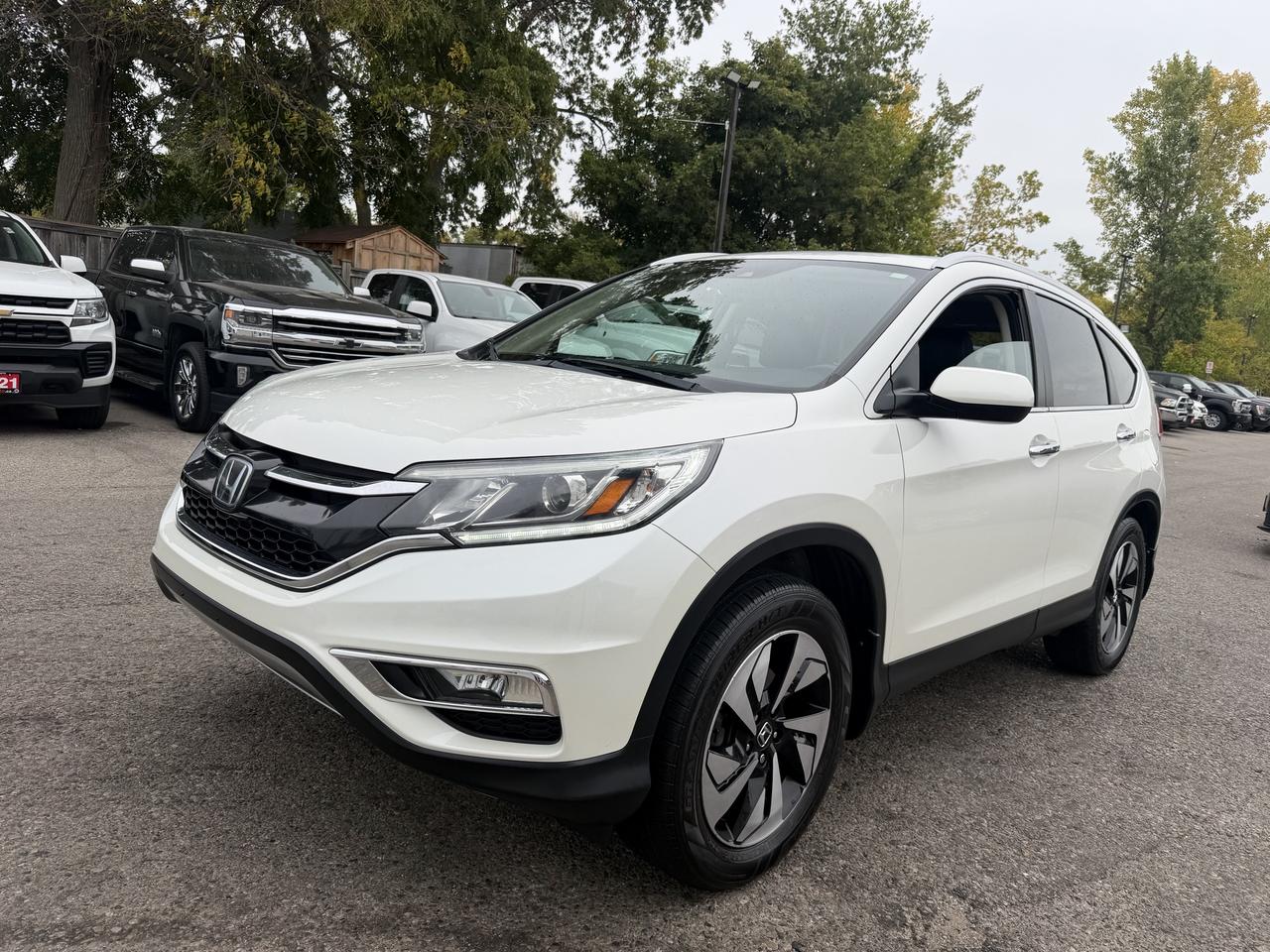 2015 Honda CR-V Touring | Clean CARFAX Photo