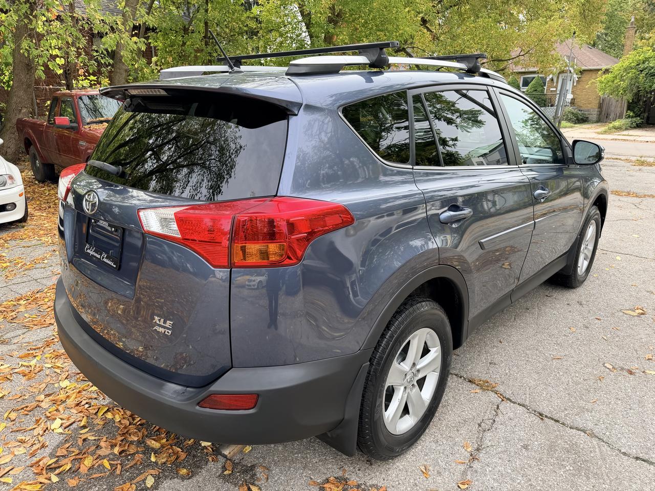 2013 Toyota RAV4 XLE | 4WD | CLEAN CARFAX Photo