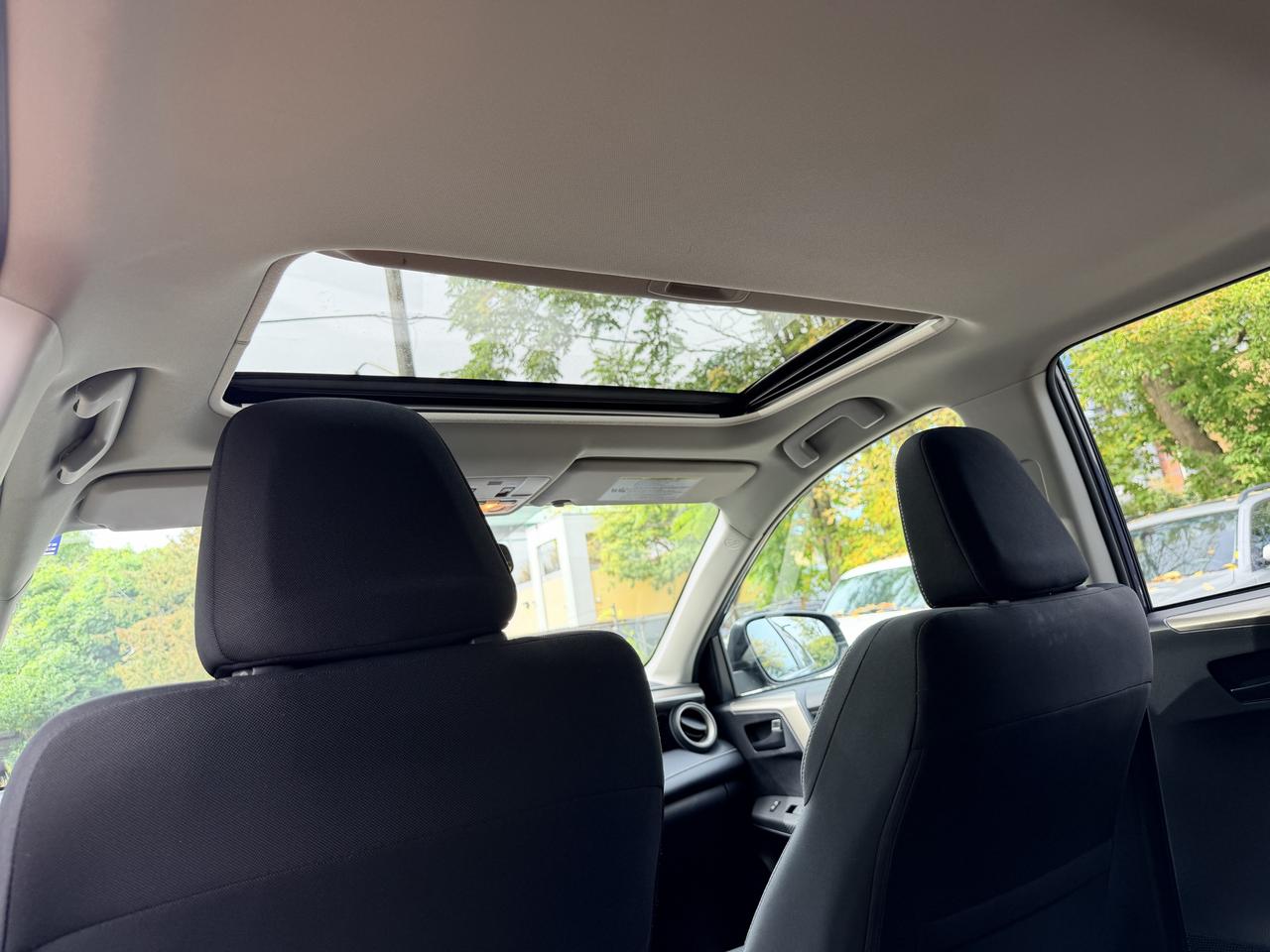 2013 Toyota RAV4 XLE | 4WD | CLEAN CARFAX Photo