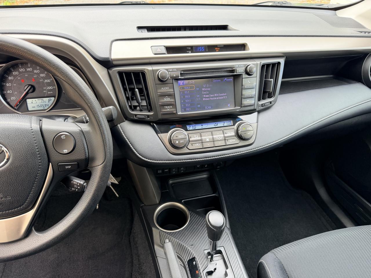 2013 Toyota RAV4 XLE | 4WD | CLEAN CARFAX Photo