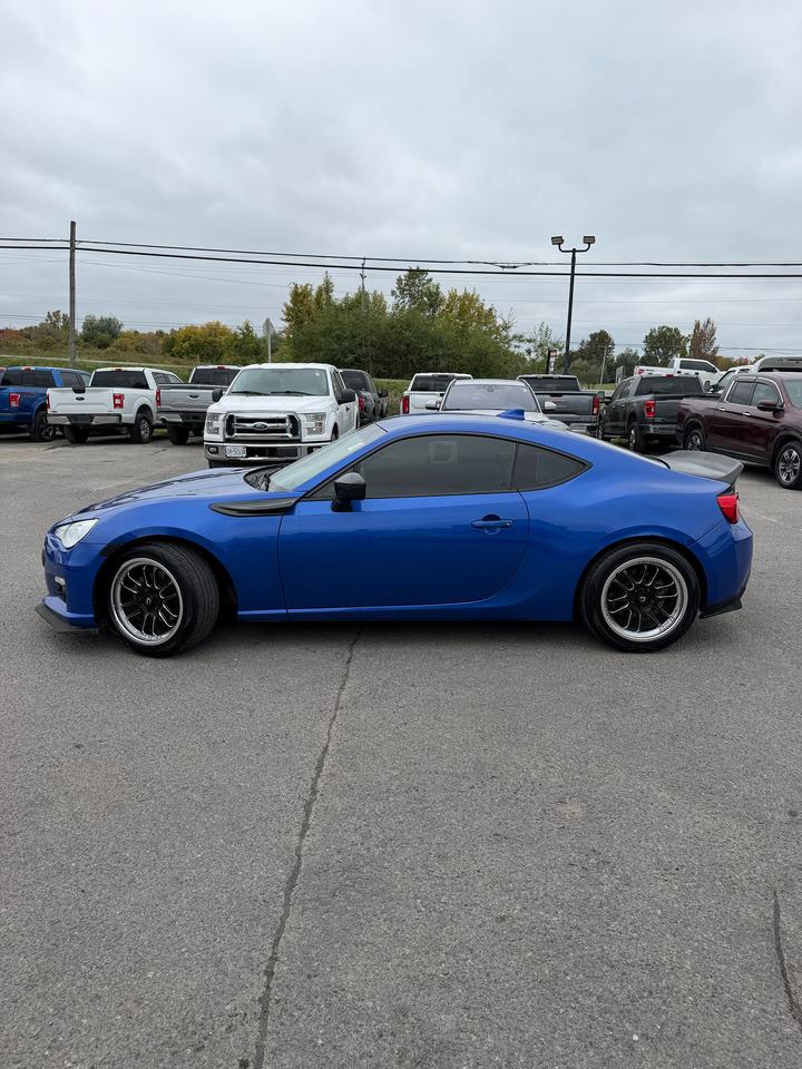2016 Subaru BRZ Sport-tech Photo1