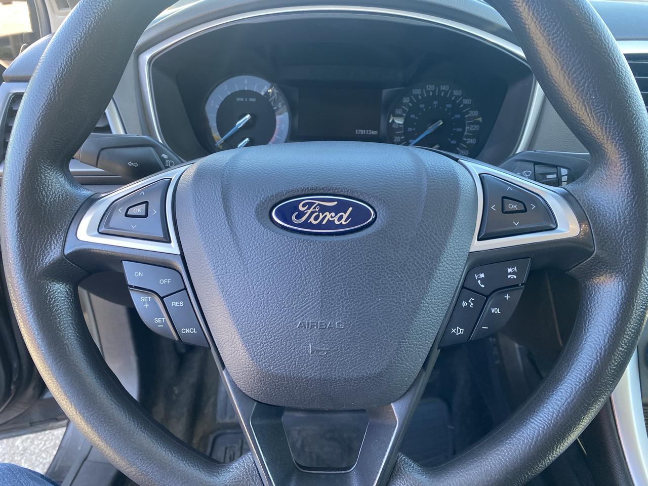 2016 Ford Fusion 4dr Sdn SE FWD Photo