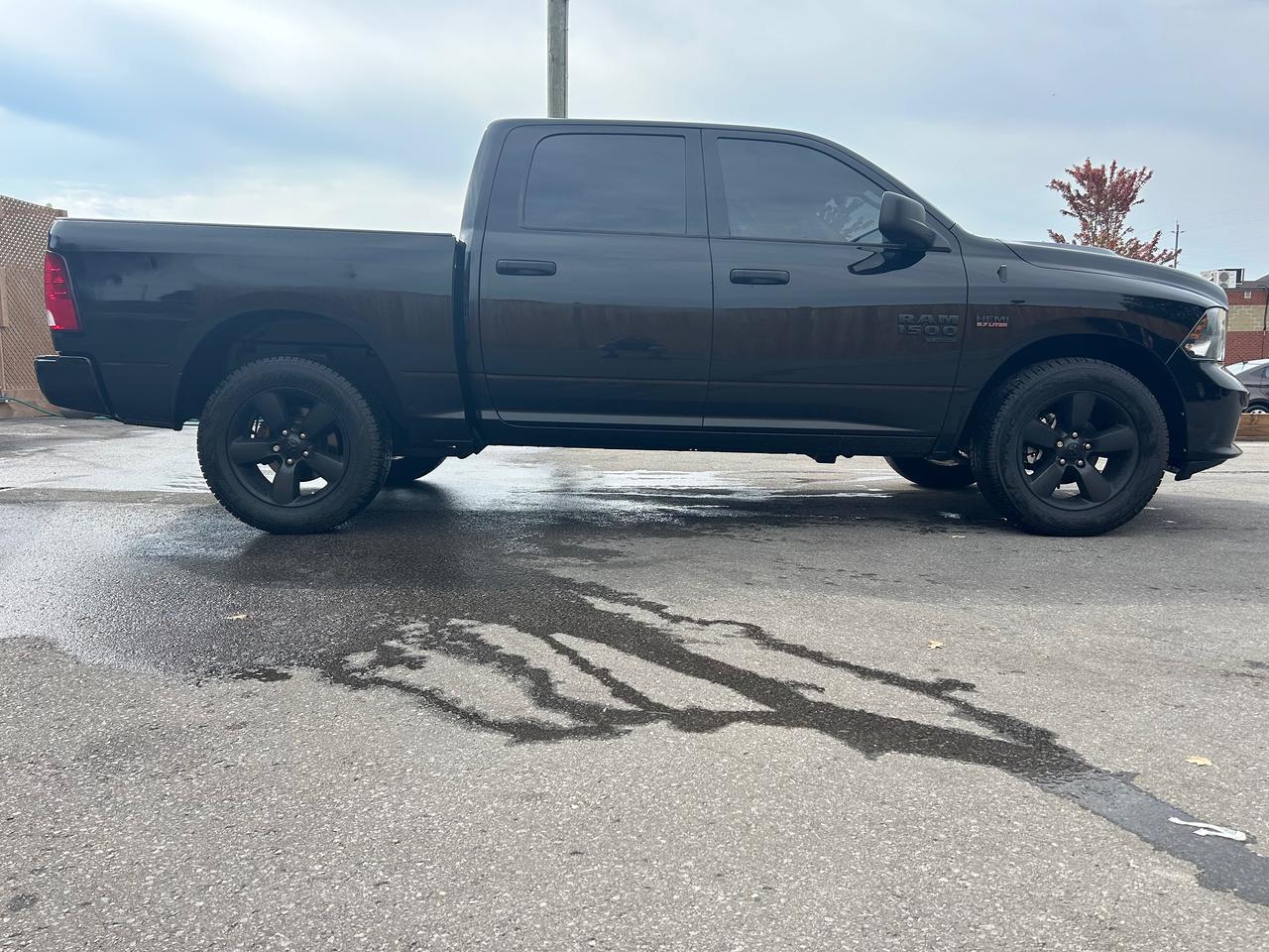 2020 RAM 1500 Classic EXPRESS Photo