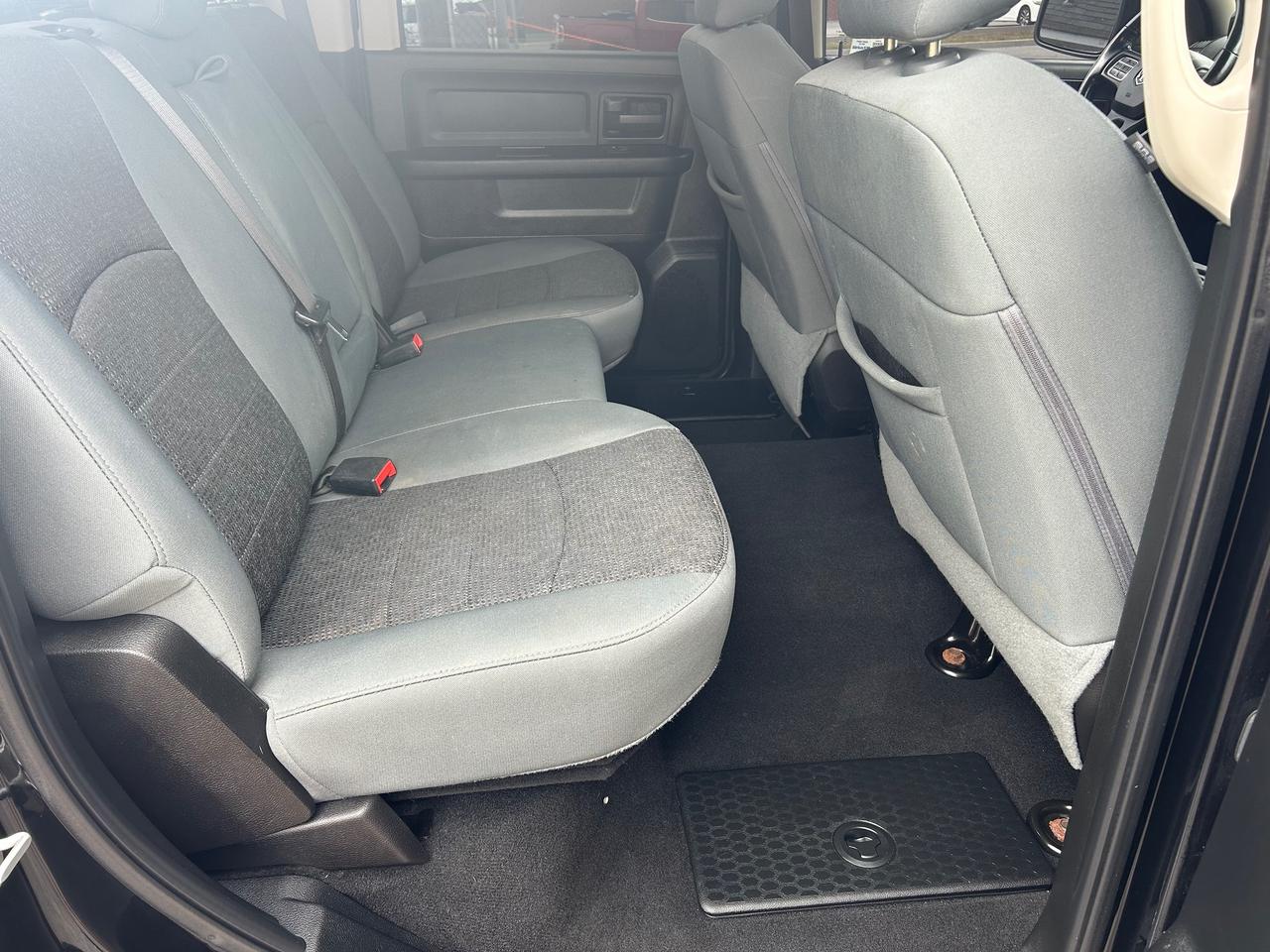 2020 RAM 1500 Classic EXPRESS Photo