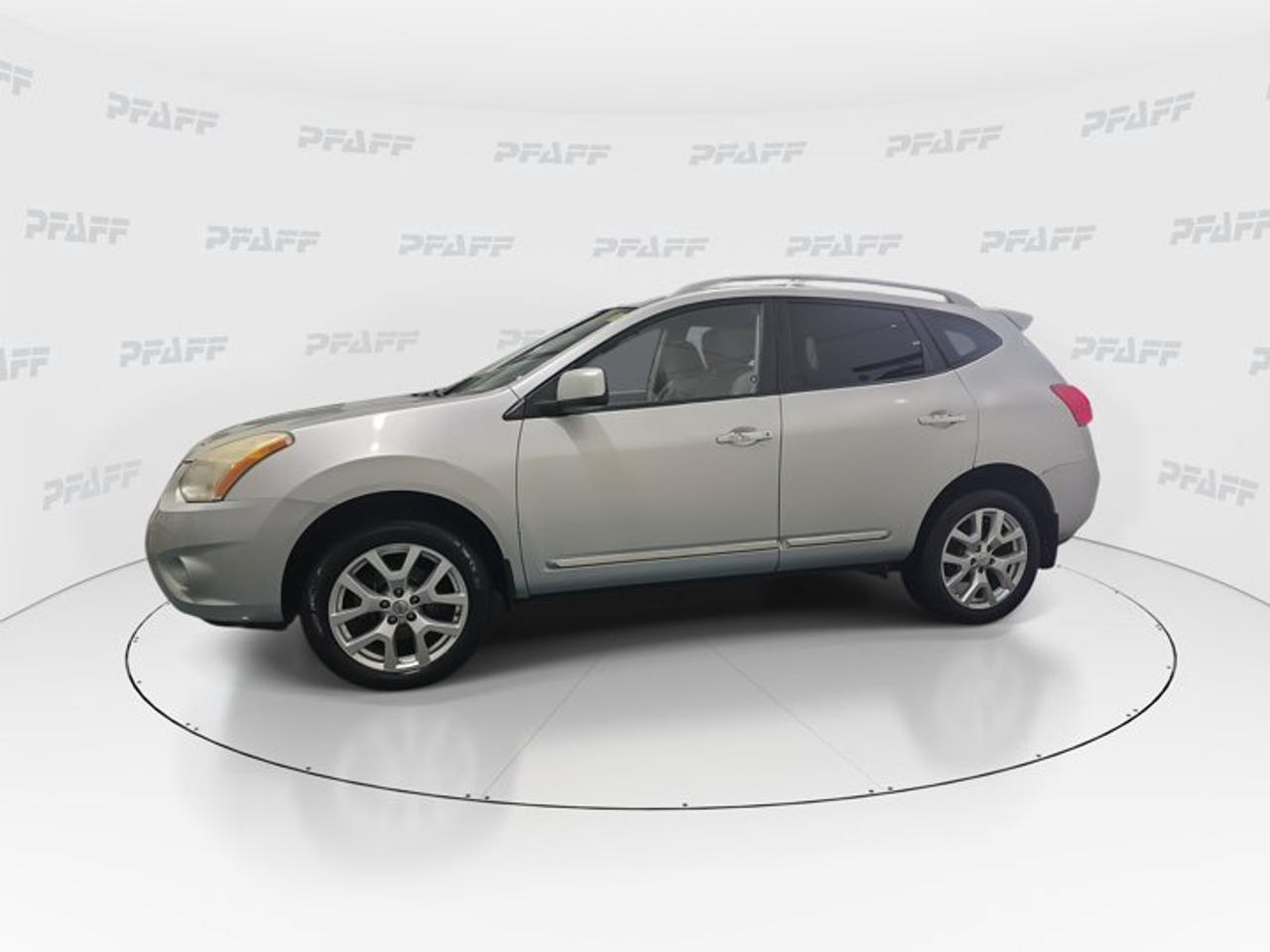 2011 Nissan Rogue SV Photo