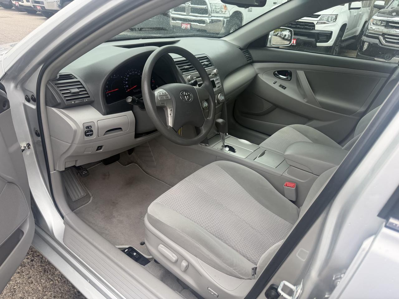 2011 Toyota Camry LE | Low Low Kms | Very Well Maintained Photo