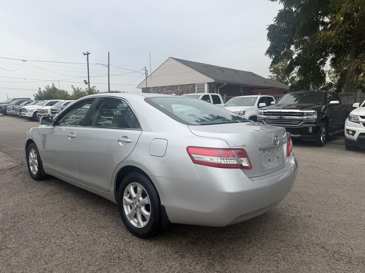 2011 Toyota Camry LE | Low Low Kms | Very Well Maintained Photo