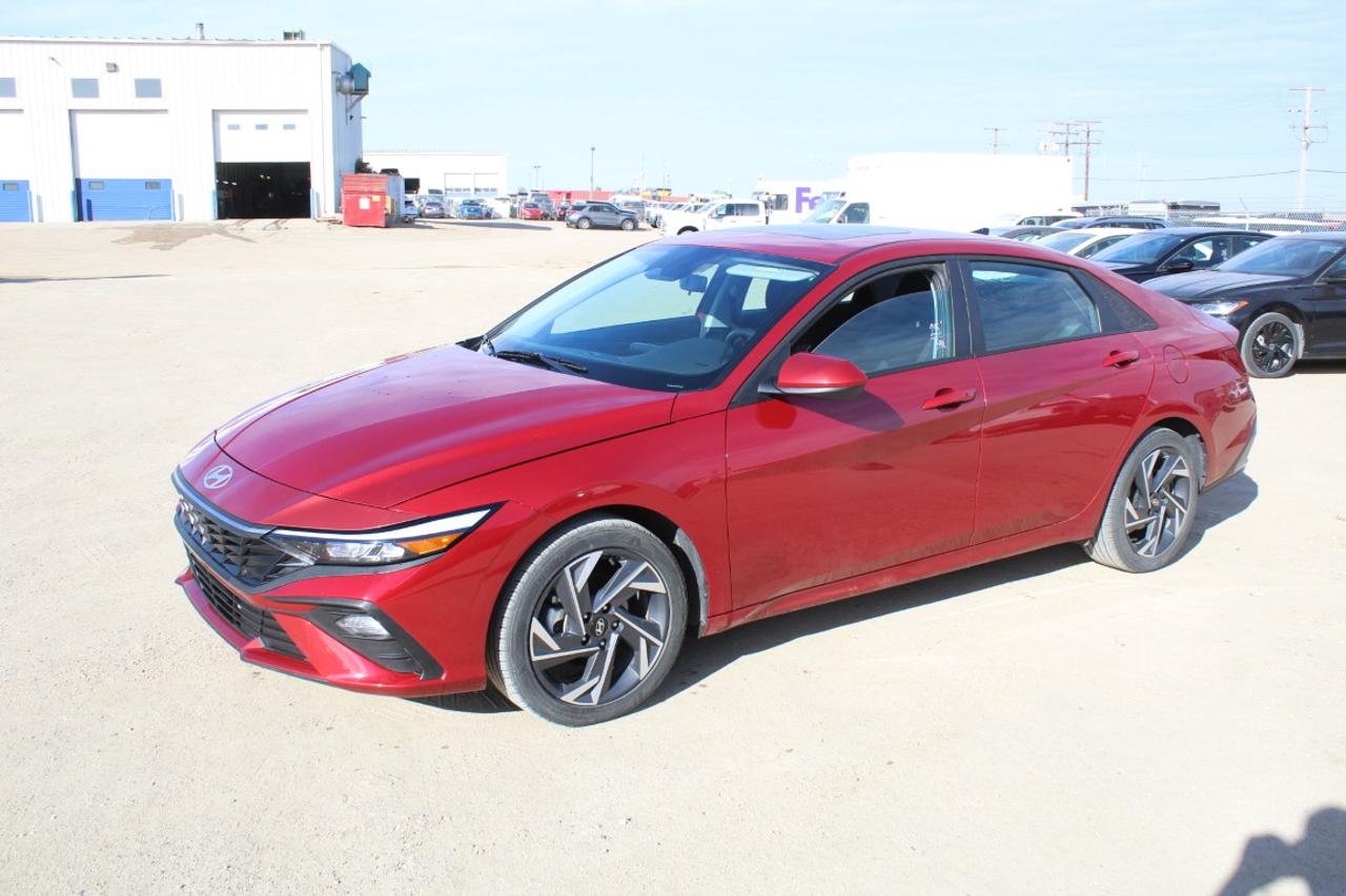 2025 Hyundai Elantra Preferred IVT w/Tech Pkg, Htd cloth, S/R, NAV, BUC - Photo #1