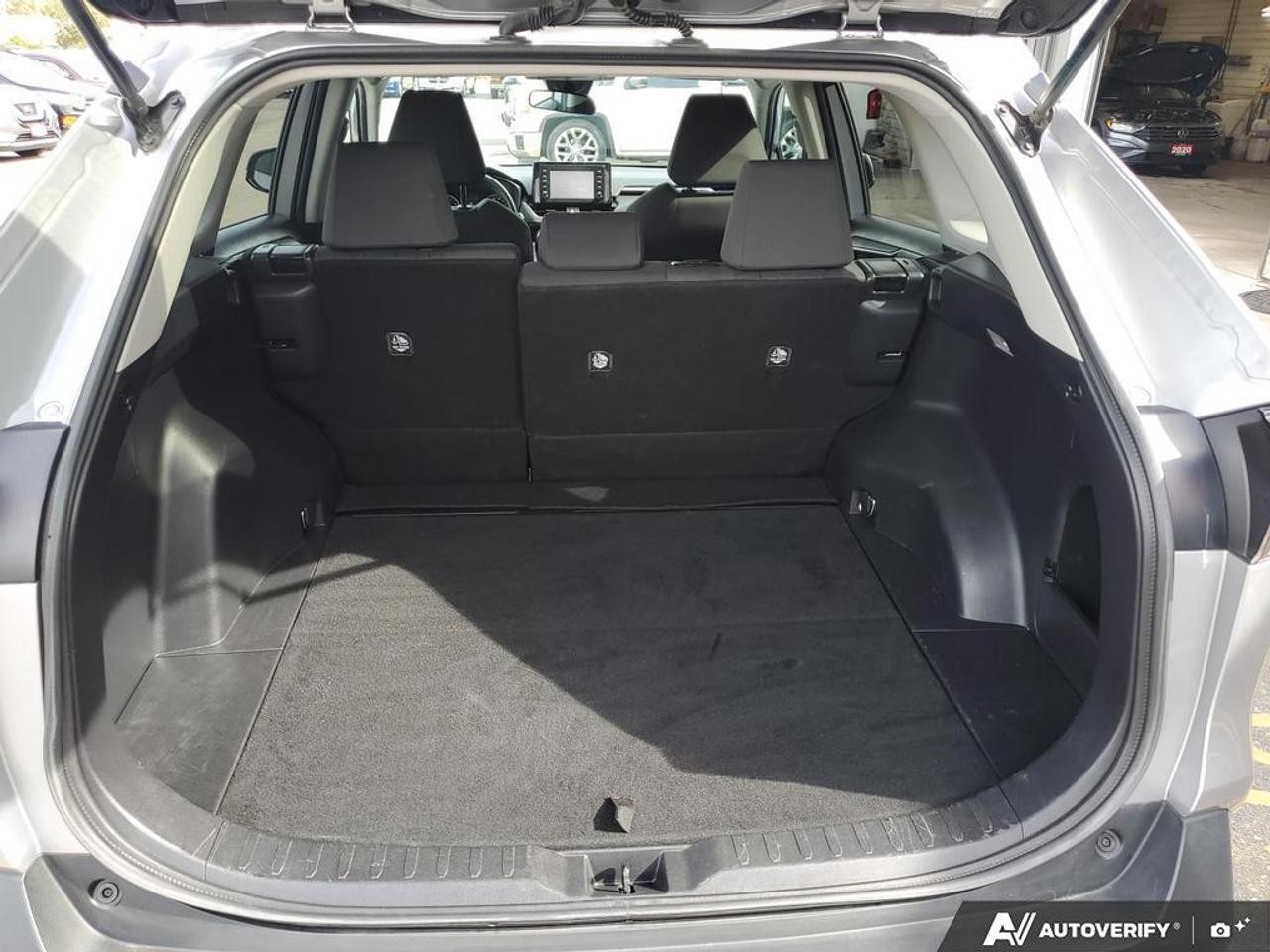 2021 Toyota RAV4 LE AWD-BLIND SPOT-ADAPTIVE CRUISE-LANE/STEERING AS Photo