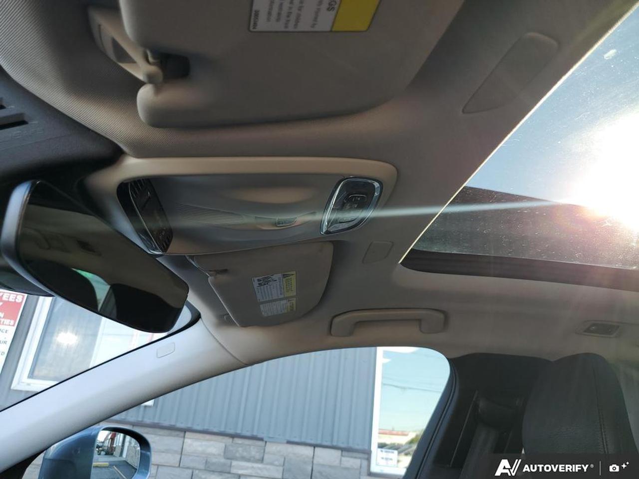 2020 Volvo XC60 T5 AWD Momentum Photo