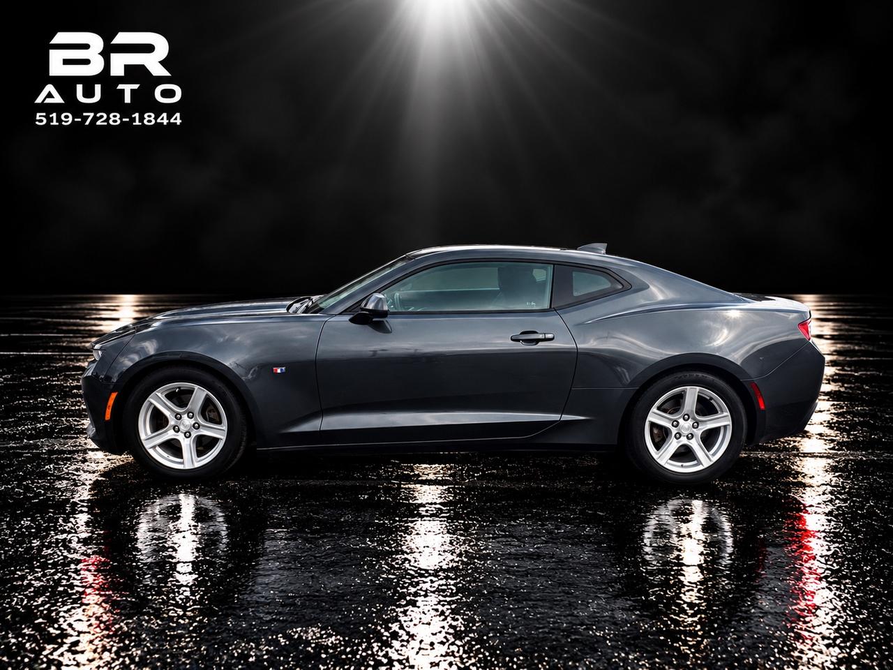 2017 Chevrolet Camaro 1LT COUPE Photo5