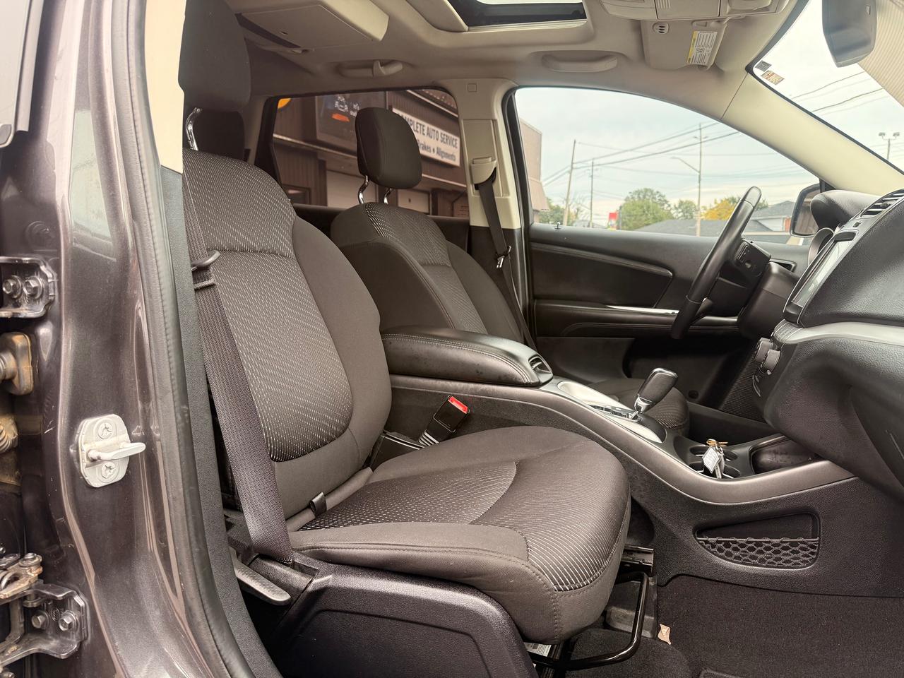 2014 Dodge Journey SXT Photo
