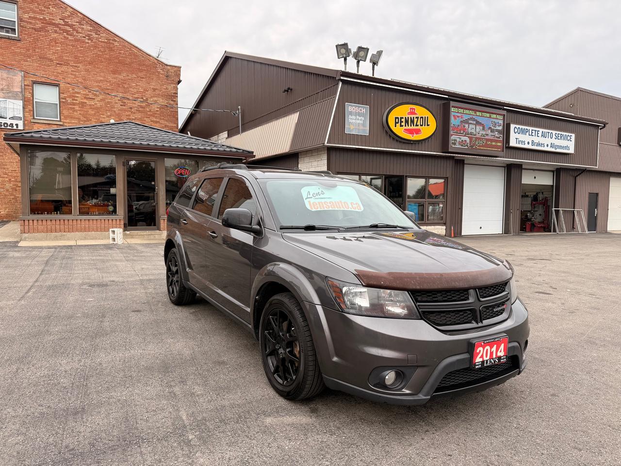 2014 Dodge Journey SXT Photo