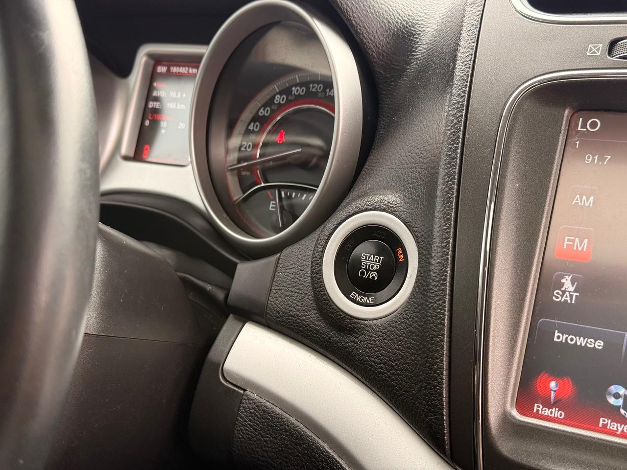 2014 Dodge Journey SXT Photo