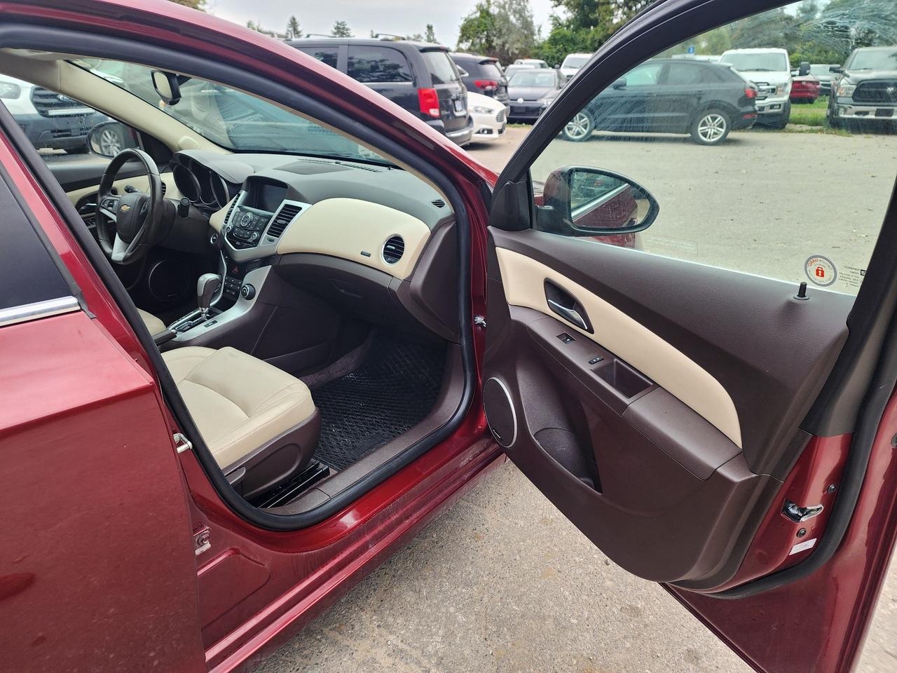 2015 Chevrolet Cruze 2LT l 17 SER RECORDS l 102500KMS l Remote Starter Photo