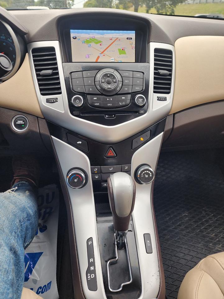 2015 Chevrolet Cruze 2LT l 17 SER RECORDS l 102500KMS l Remote Starter Photo