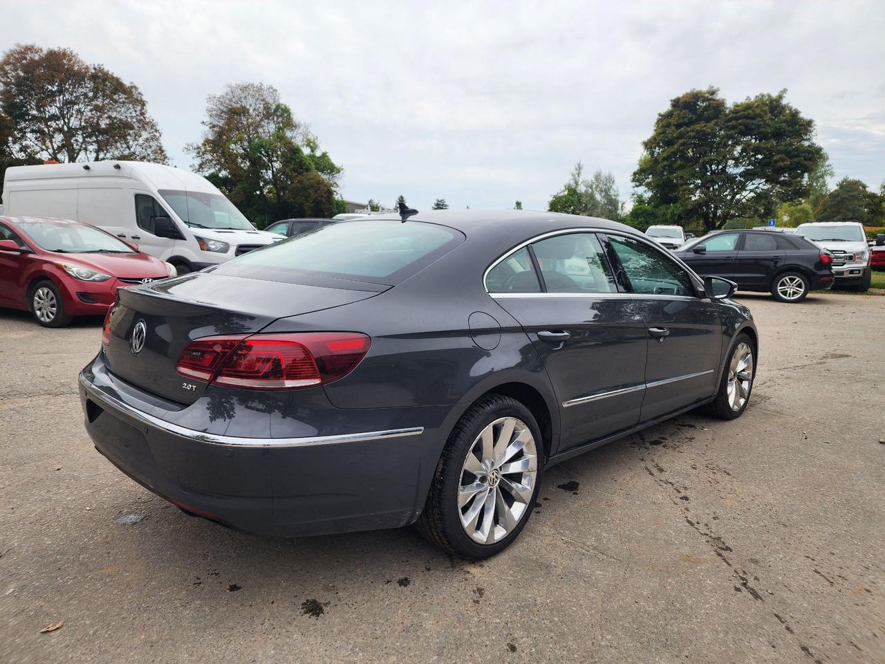 2013 Volkswagen Passat CC Highline CC l 13 Service Records l No Accidents l Photo