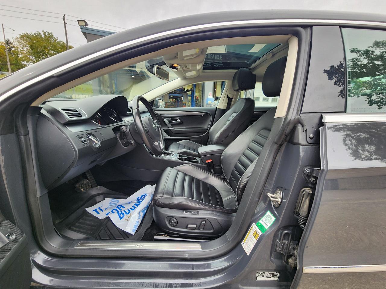 2013 Volkswagen Passat CC Highline CC l 13 Service Records l No Accidents l Photo