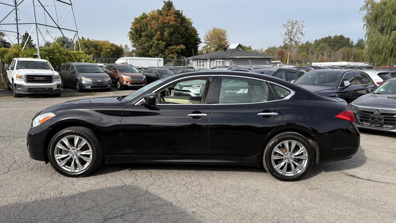 2012 Infiniti M37  Photo