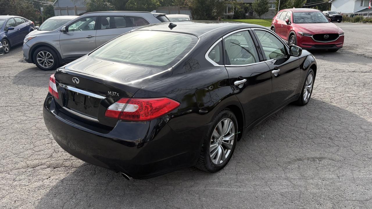 2012 Infiniti M37  Photo4