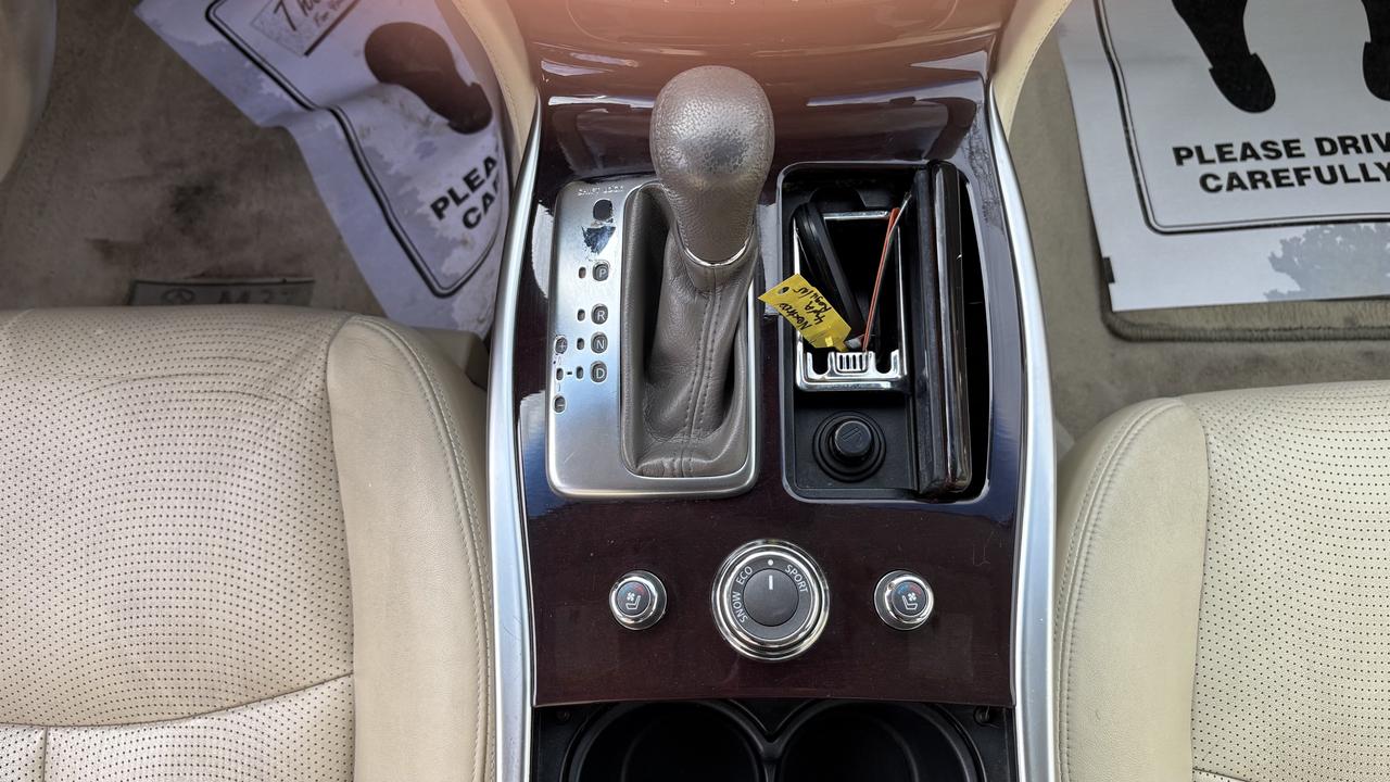 2012 Infiniti M37  Photo