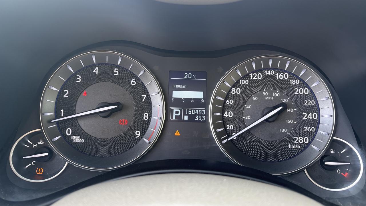 2012 Infiniti M37  Photo
