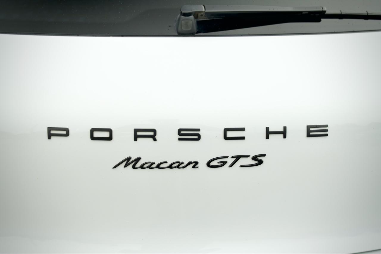 2017 Porsche Macan GTS Photo