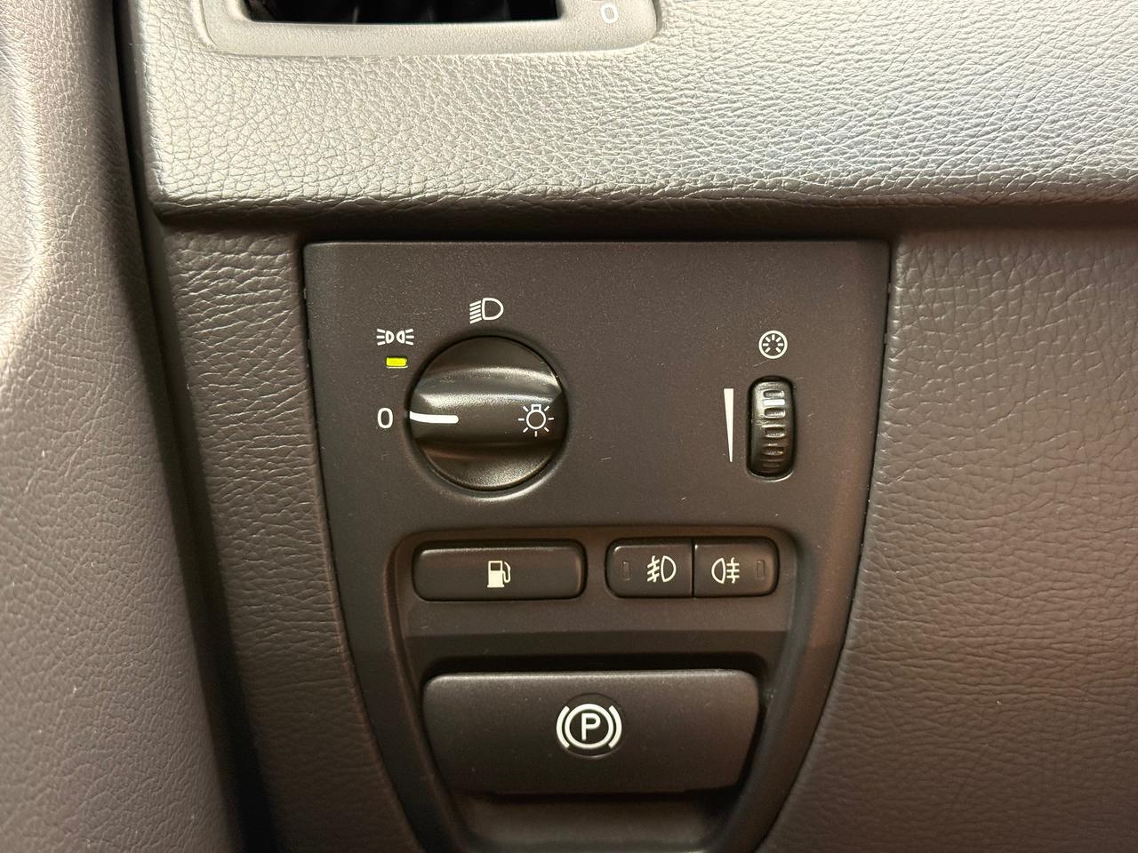 2010 Volvo XC90 3.2 Photo