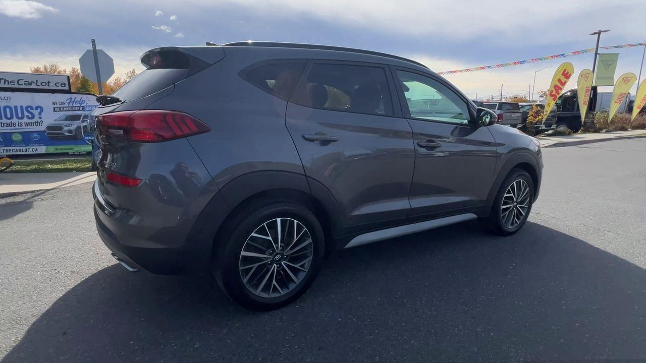 2020 Hyundai Tucson Preferred w/Trend Package AWD, HEATED SEATS, HEATED STEERING WHEEL, MOONROOF, CRUISE CONTROL, REVERSE CAM!! Photo