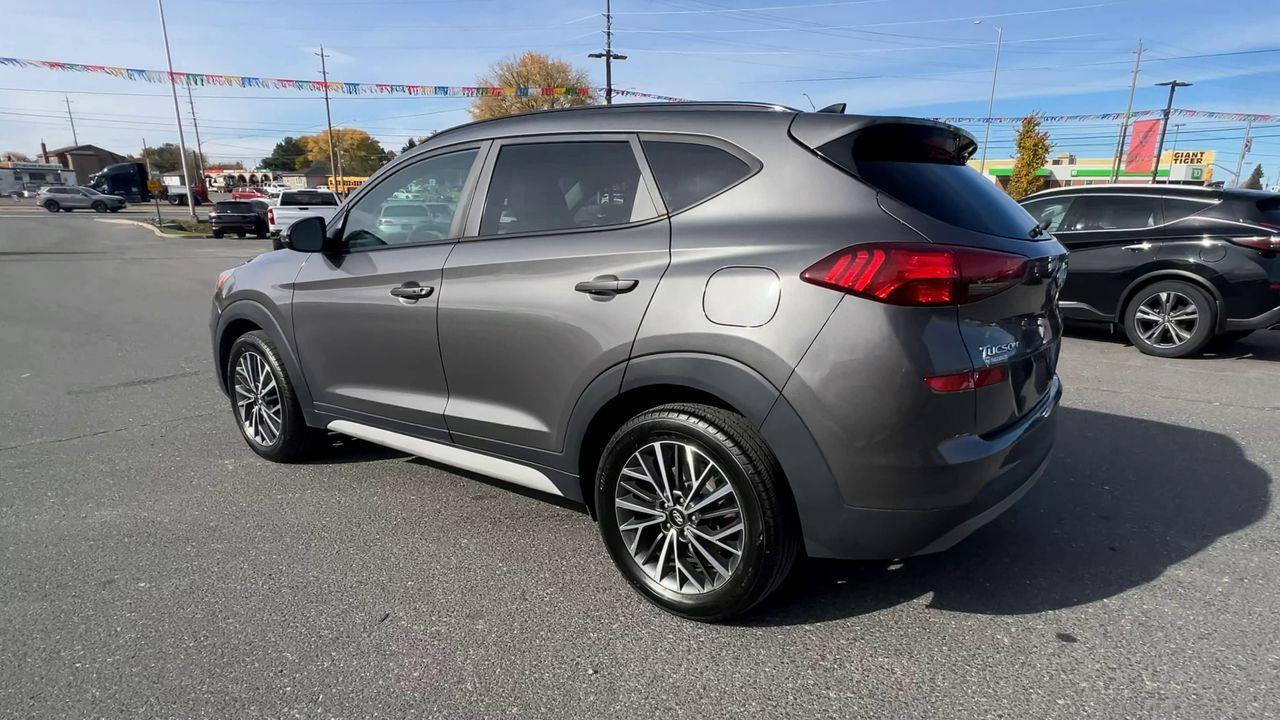 2020 Hyundai Tucson Preferred w/Trend Package AWD, HEATED SEATS, HEATED STEERING WHEEL, MOONROOF, CRUISE CONTROL, REVERSE CAM!! Photo
