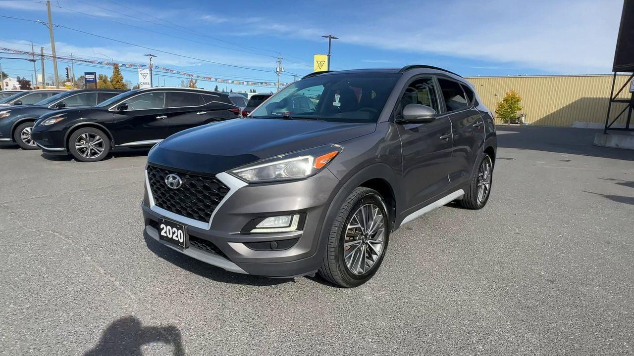 2020 Hyundai Tucson Preferred w/Trend Package AWD, HEATED SEATS, HEATED STEERING WHEEL, MOONROOF, CRUISE CONTROL, REVERSE CAM!! Photo