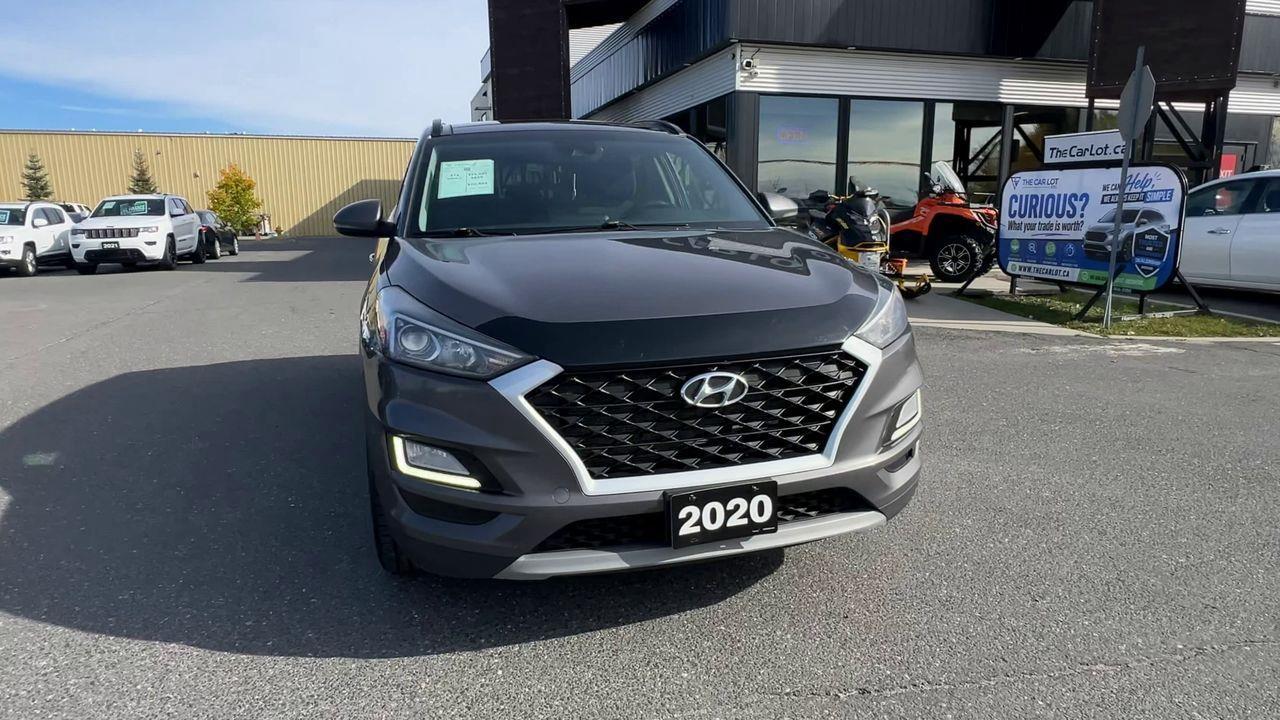 2020 Hyundai Tucson Preferred w/Trend Package AWD, HEATED SEATS, HEATED STEERING WHEEL, MOONROOF, CRUISE CONTROL, REVERSE CAM!! Photo