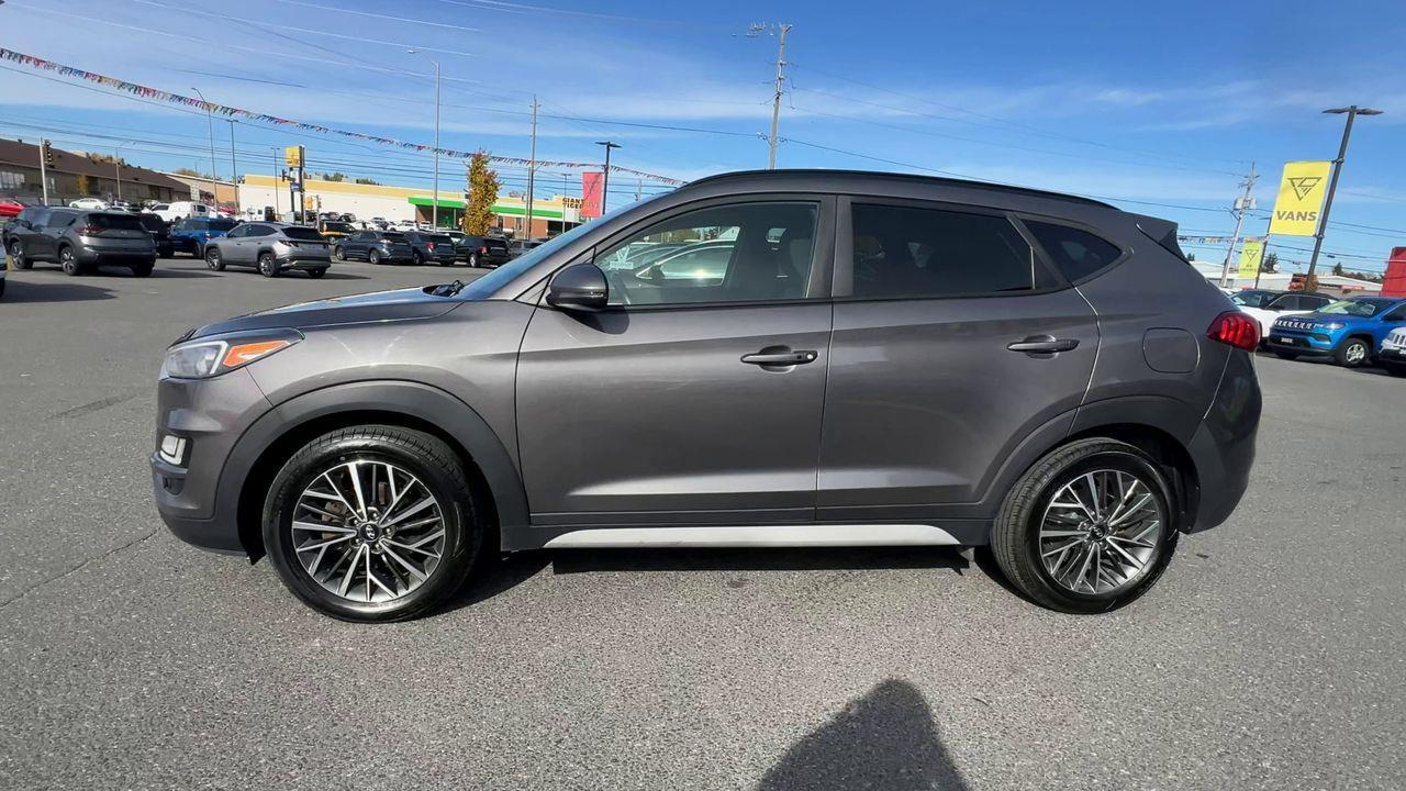 2020 Hyundai Tucson Preferred w/Trend Package AWD, HEATED SEATS, HEATED STEERING WHEEL, MOONROOF, CRUISE CONTROL, REVERSE CAM!! Photo