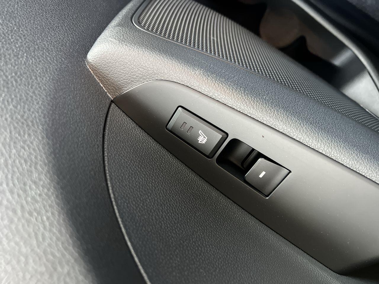 2020 Hyundai Tucson Preferred w/Trend Package AWD, HEATED SEATS, HEATED STEERING WHEEL, MOONROOF, CRUISE CONTROL, REVERSE CAM!! Photo